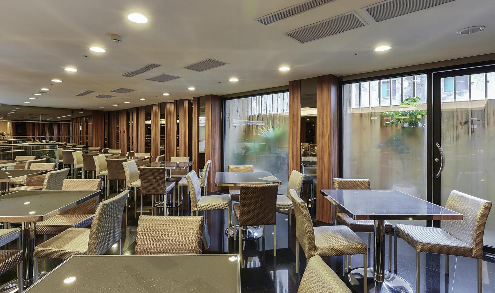 גאושיונג Delton Hotel - Love River Branch מראה חיצוני תמונה